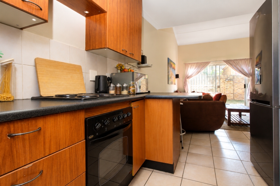 3 Bedroom Property for Sale in Wilgeheuwel Gauteng