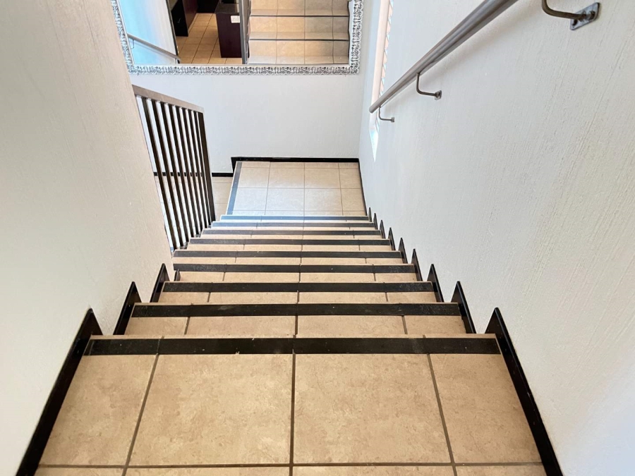 3 Bedroom Property for Sale in Helderkruin Gauteng