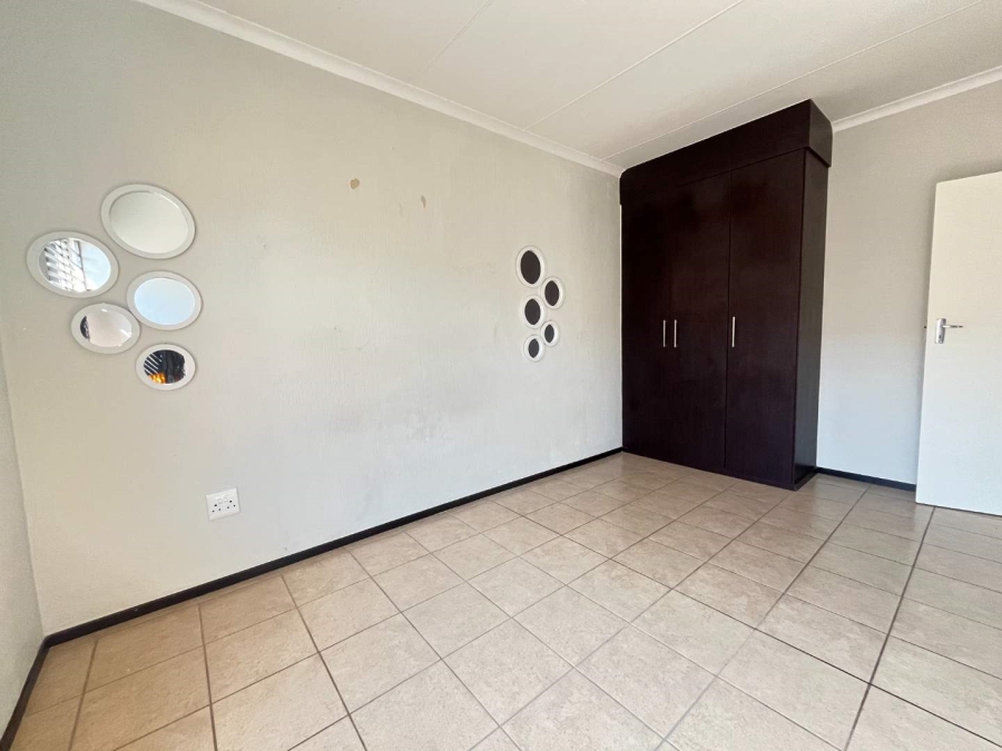 3 Bedroom Property for Sale in Helderkruin Gauteng
