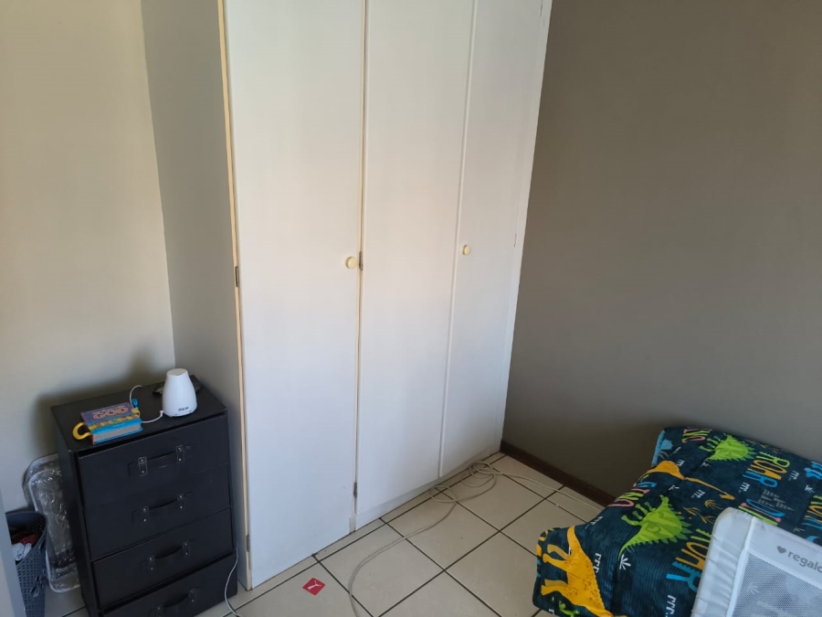 2 Bedroom Property for Sale in Sonneglans Gauteng