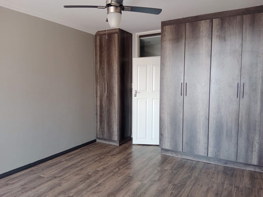 To Let 2 Bedroom Property for Rent in Bedford Gardens Gauteng