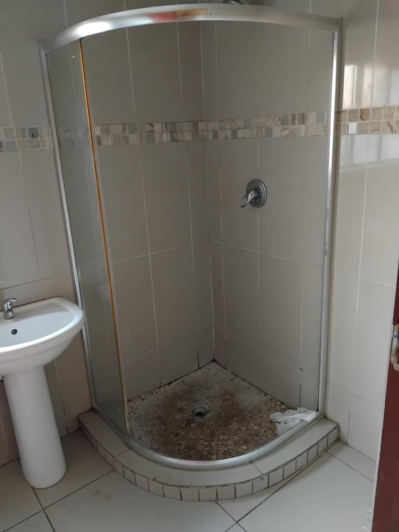 4 Bedroom Property for Sale in Mamelodi Gauteng
