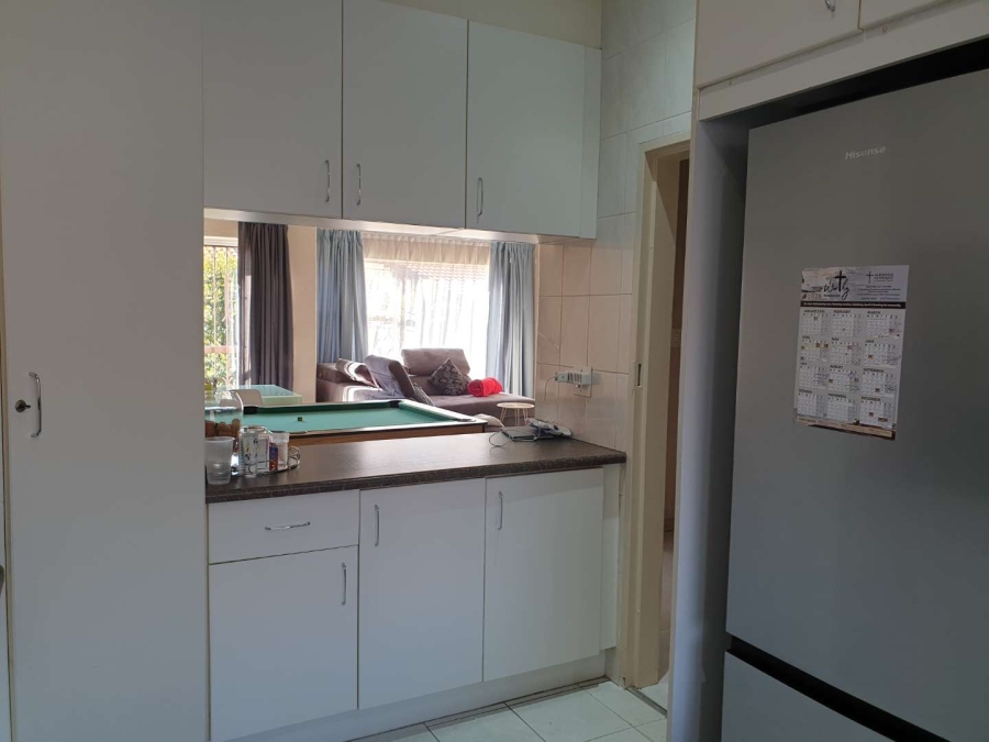 To Let 3 Bedroom Property for Rent in Randhart Gauteng