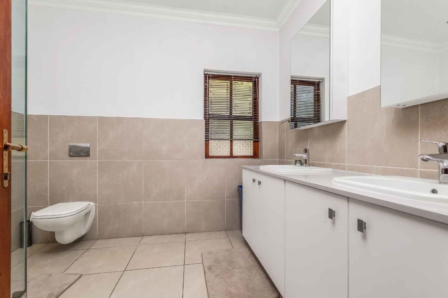 To Let 4 Bedroom Property for Rent in Dainfern Golf Estate Gauteng