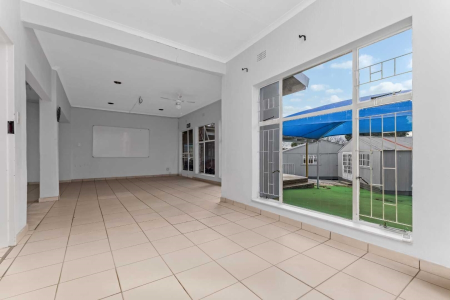 4 Bedroom Property for Sale in Lonehill Gauteng