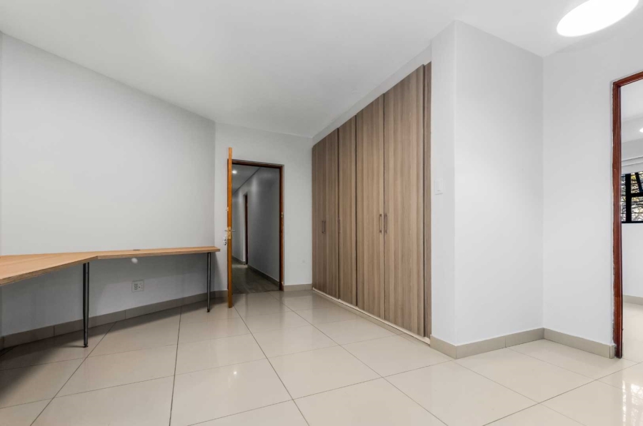 9 Bedroom Property for Sale in Farmall A H Gauteng