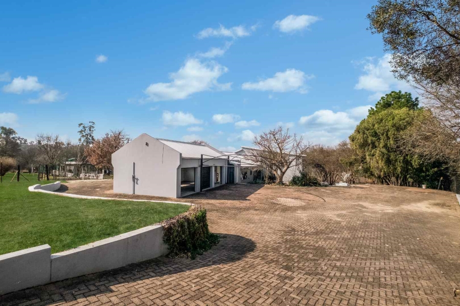 9 Bedroom Property for Sale in Farmall A H Gauteng