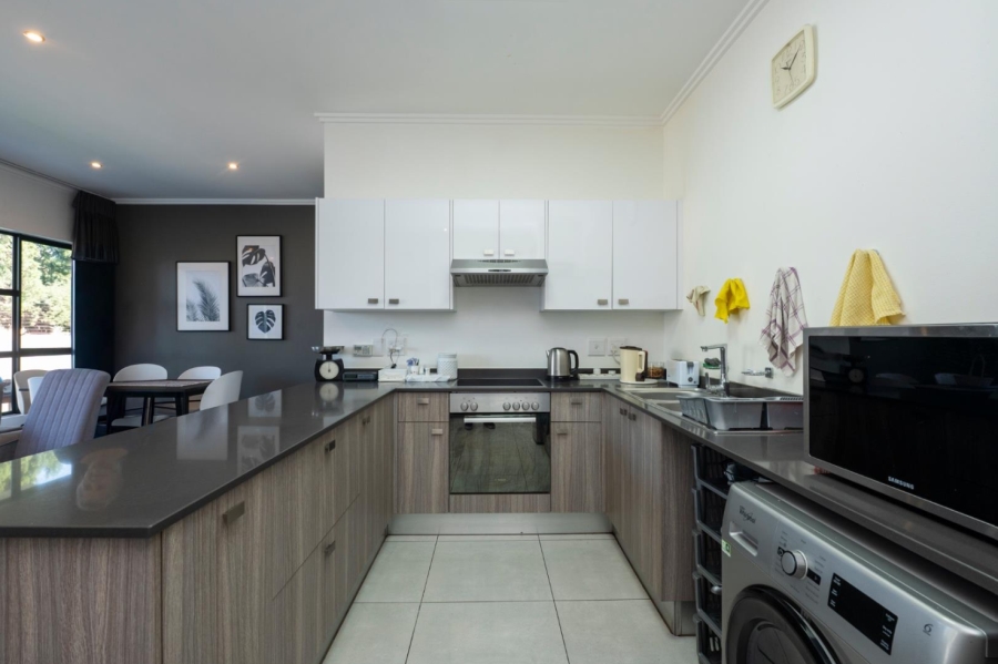 2 Bedroom Property for Sale in Rivonia Gauteng