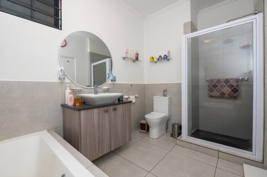 2 Bedroom Property for Sale in Rivonia Gauteng