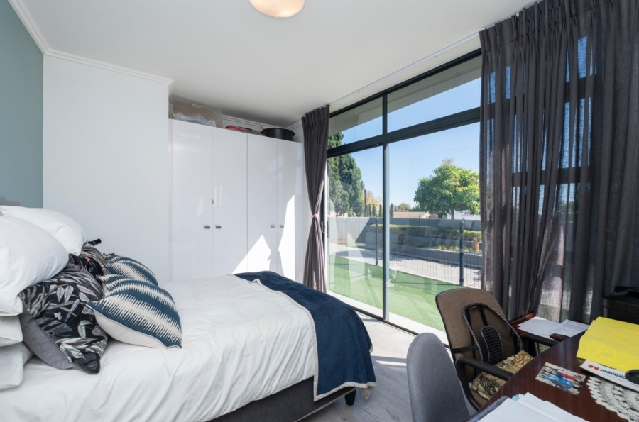 2 Bedroom Property for Sale in Rivonia Gauteng