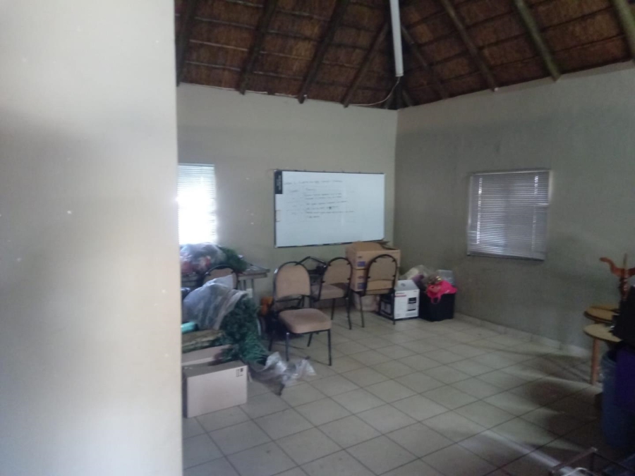 5 Bedroom Property for Sale in Hesteapark Gauteng