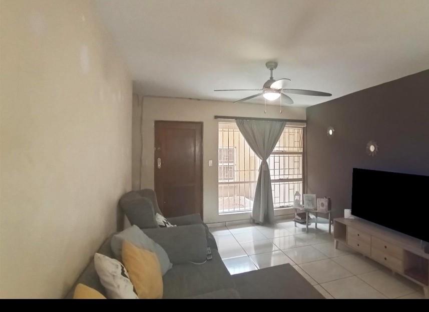 2 Bedroom Property for Sale in Edleen Gauteng