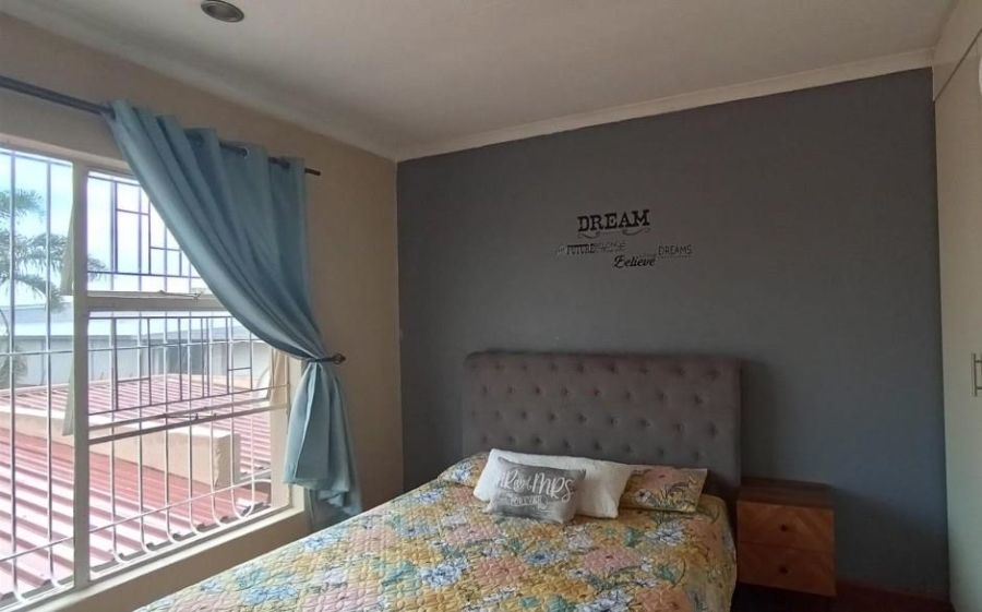 2 Bedroom Property for Sale in Edleen Gauteng