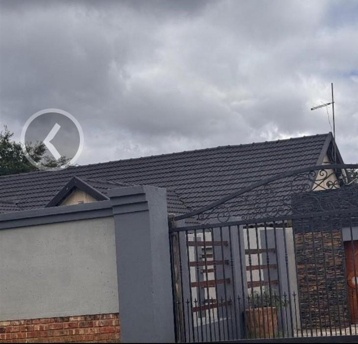 3 Bedroom Property for Sale in Glen Marais Gauteng