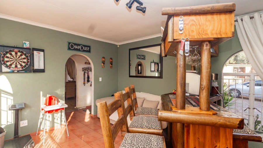 3 Bedroom Property for Sale in Isandovale Gauteng