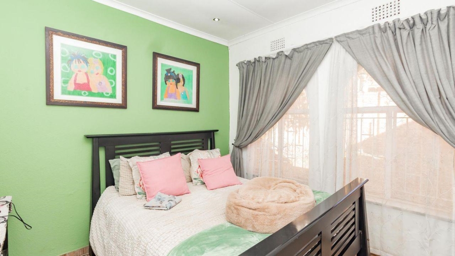3 Bedroom Property for Sale in Isandovale Gauteng
