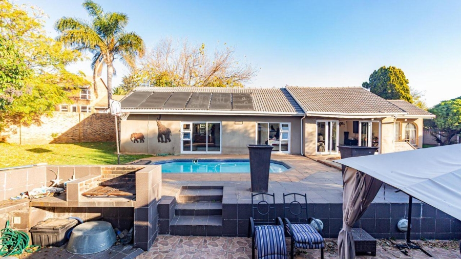 3 Bedroom Property for Sale in Isandovale Gauteng