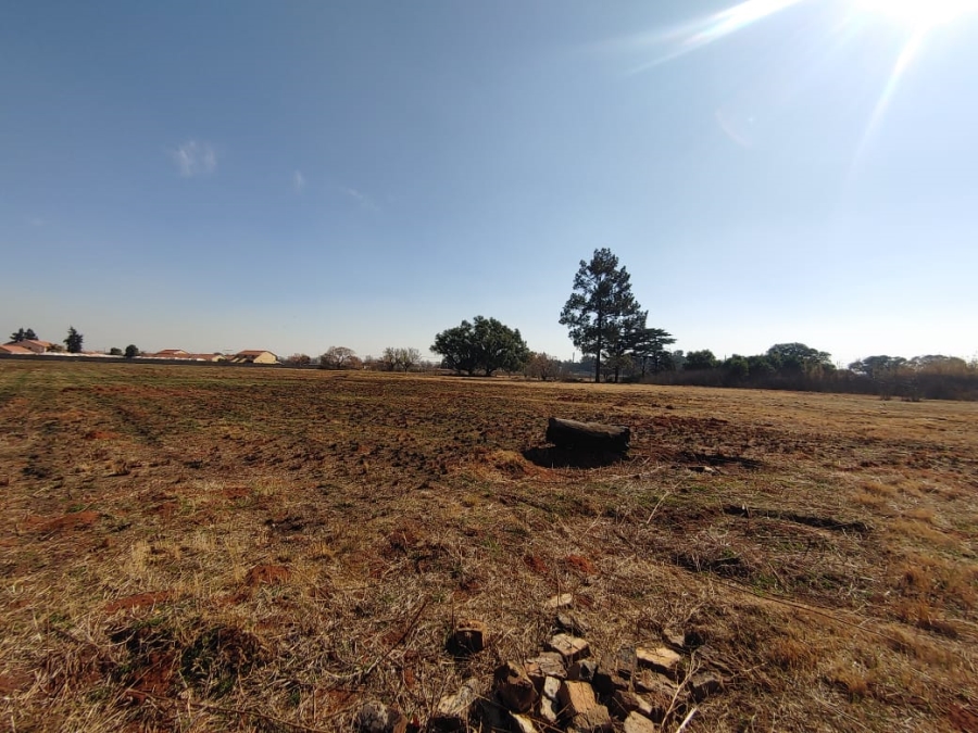 Commercial Property for Sale in Kookrus Gauteng