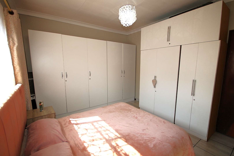 3 Bedroom Property for Sale in Actonville Gauteng