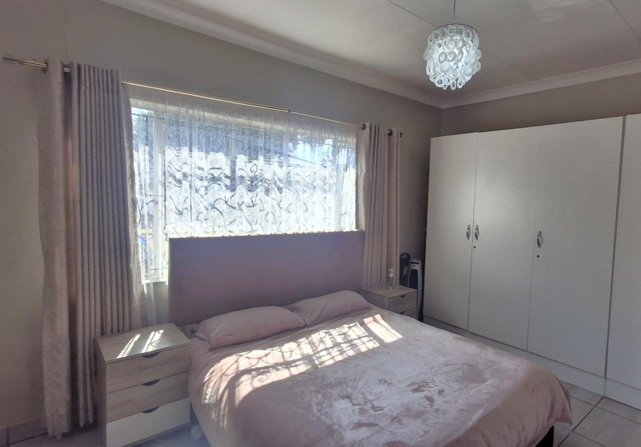 3 Bedroom Property for Sale in Actonville Gauteng