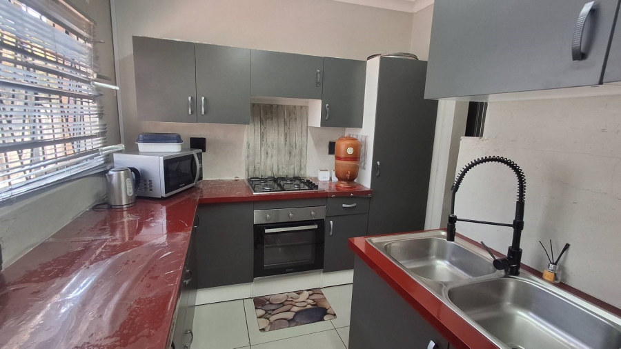 3 Bedroom Property for Sale in Actonville Gauteng