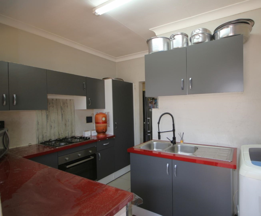 3 Bedroom Property for Sale in Actonville Gauteng