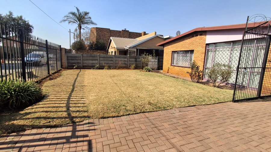 3 Bedroom Property for Sale in Actonville Gauteng