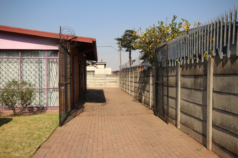 3 Bedroom Property for Sale in Actonville Gauteng