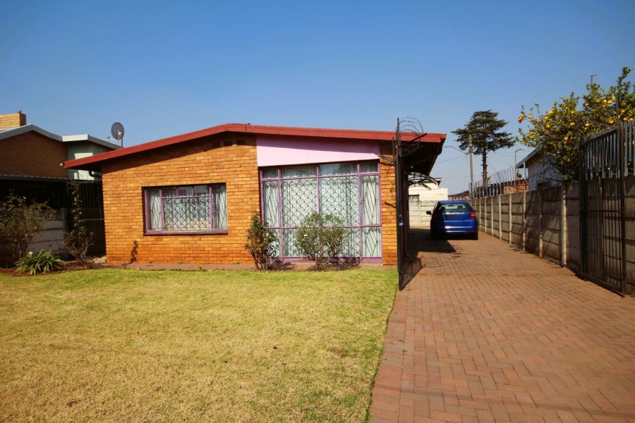 3 Bedroom Property for Sale in Actonville Gauteng