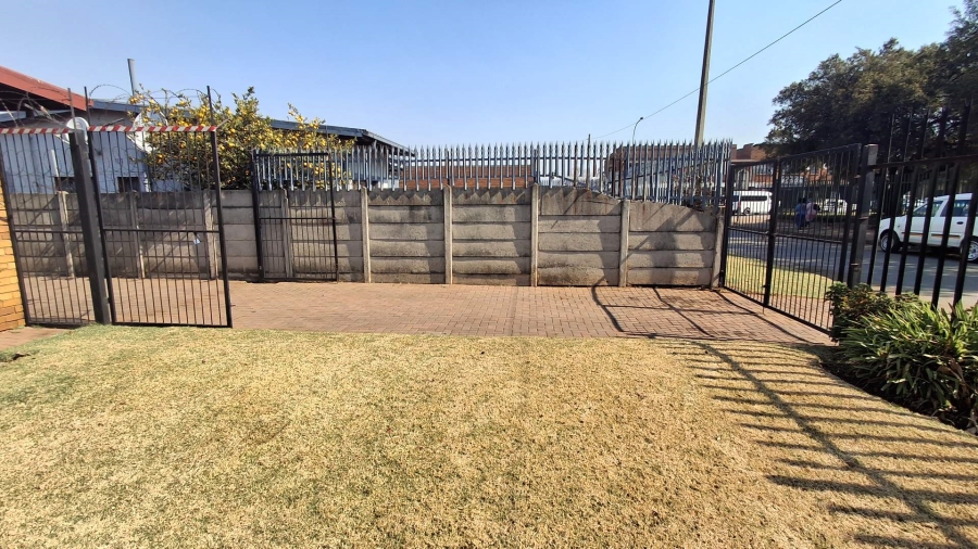 3 Bedroom Property for Sale in Actonville Gauteng