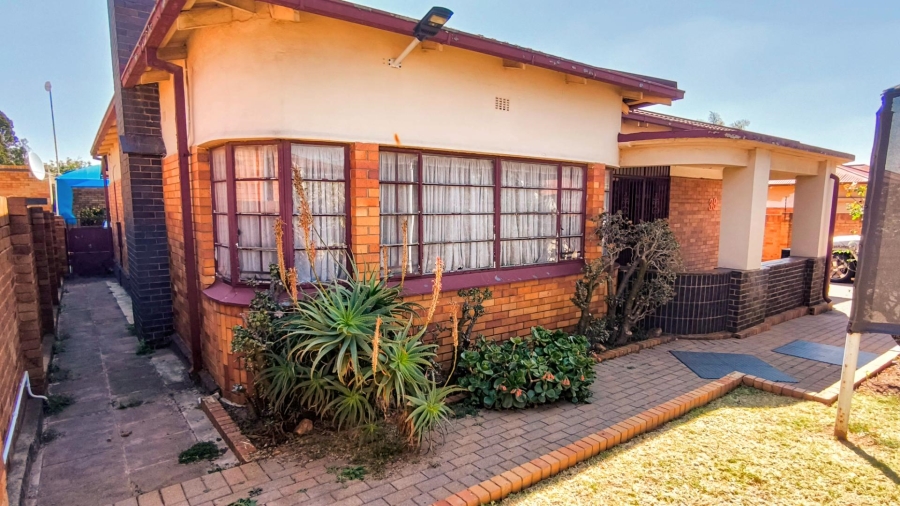 3 Bedroom Property for Sale in The Hill Gauteng