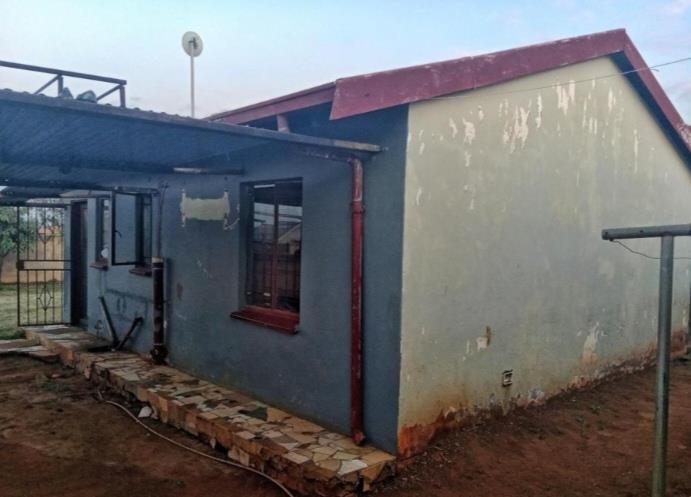 2 Bedroom Property for Sale in Lotus Gardens Gauteng