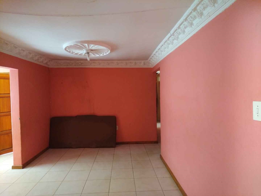 4 Bedroom Property for Sale in Soshanguve FF Gauteng