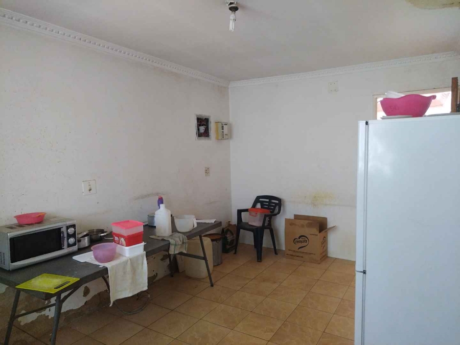 4 Bedroom Property for Sale in Soshanguve FF Gauteng