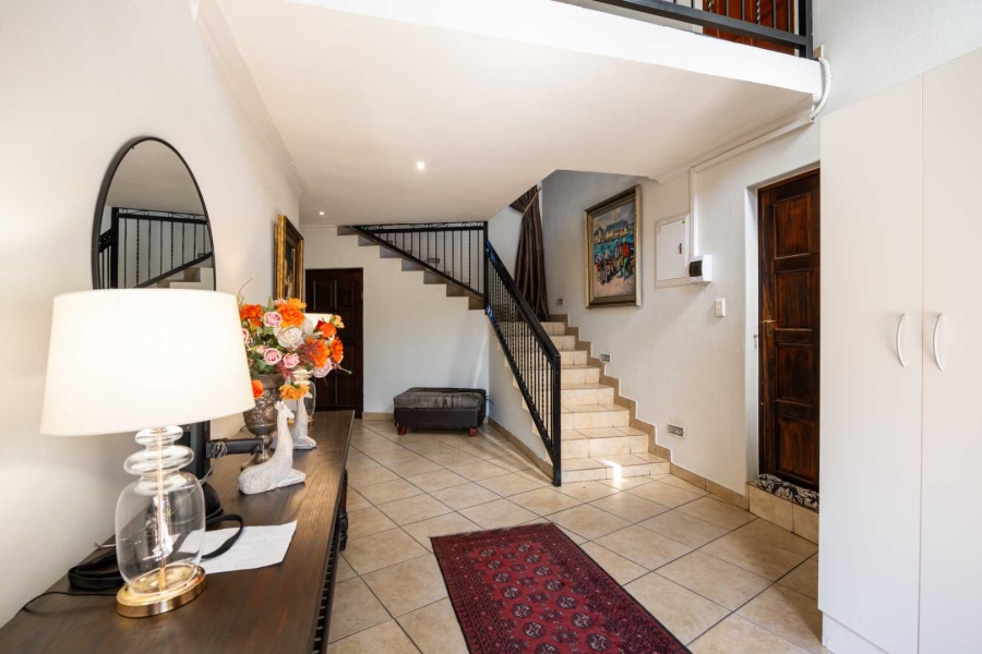 4 Bedroom Property for Sale in Silver Lakes Golf Estate Gauteng