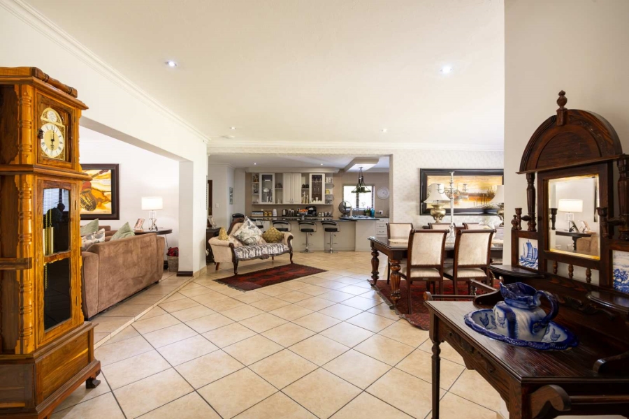 4 Bedroom Property for Sale in Silver Lakes Golf Estate Gauteng
