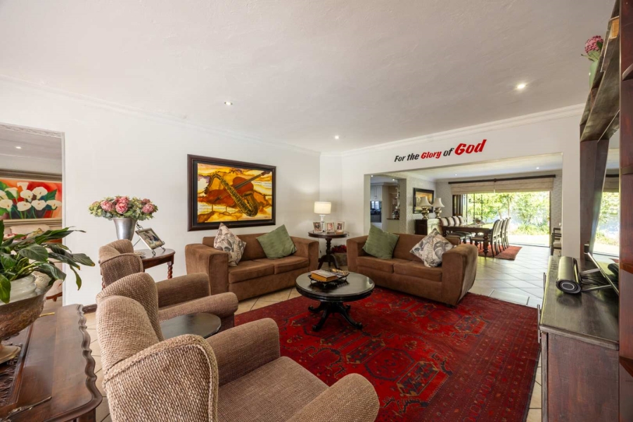 4 Bedroom Property for Sale in Silver Lakes Golf Estate Gauteng