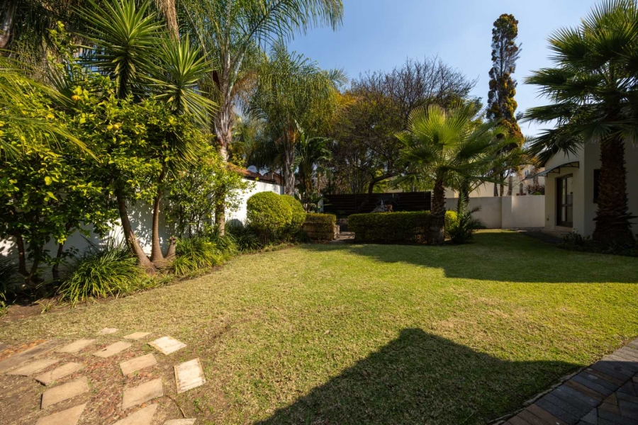 4 Bedroom Property for Sale in Silver Lakes Golf Estate Gauteng