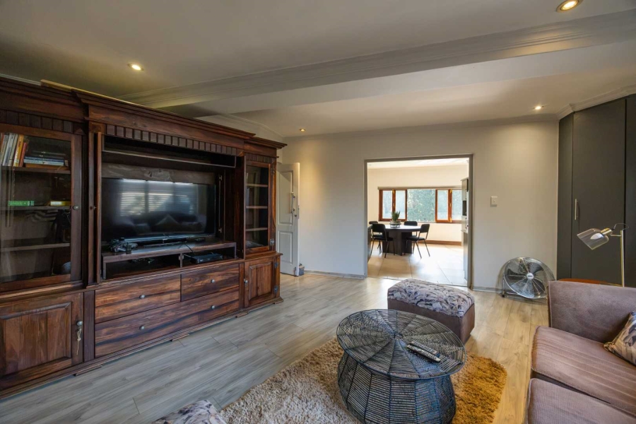 4 Bedroom Property for Sale in Silver Lakes Golf Estate Gauteng