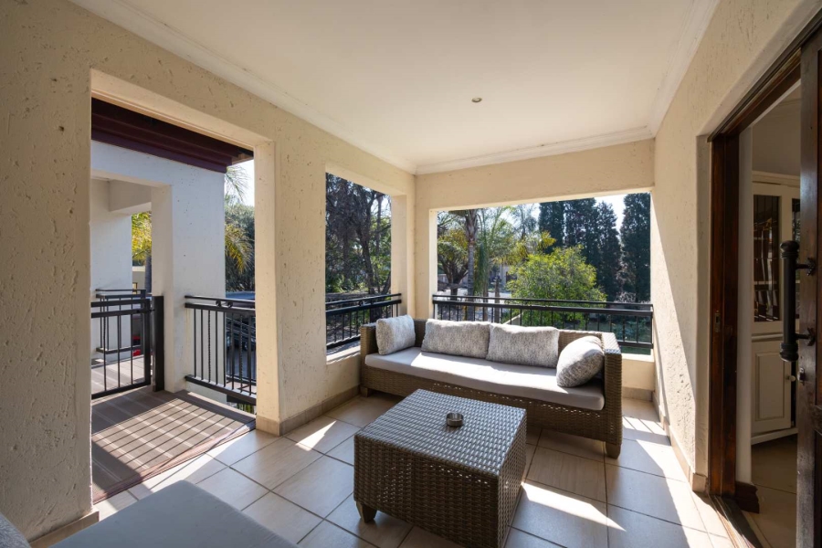 4 Bedroom Property for Sale in Silver Lakes Golf Estate Gauteng