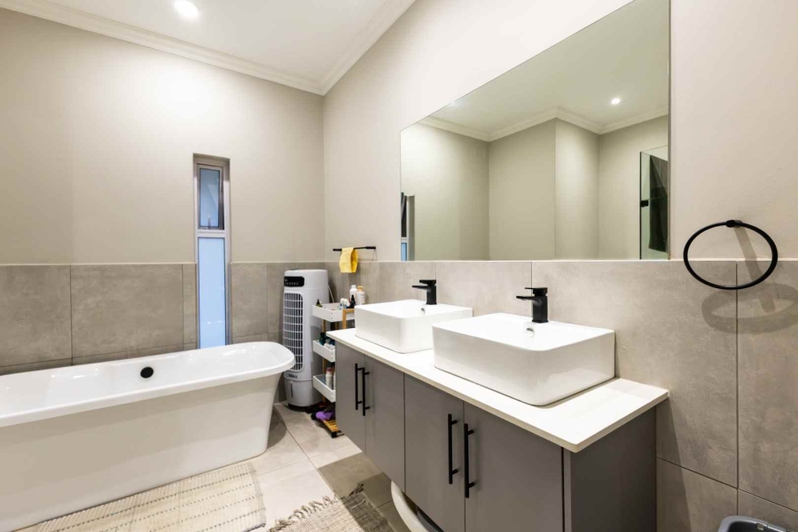 To Let 2 Bedroom Property for Rent in Baileys Muckleneuk Gauteng