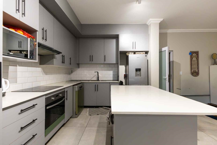 To Let 2 Bedroom Property for Rent in Baileys Muckleneuk Gauteng