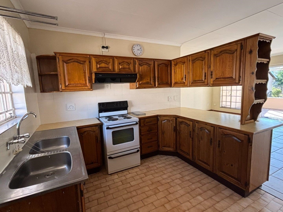 2 Bedroom Property for Sale in Die Wilgers Gauteng