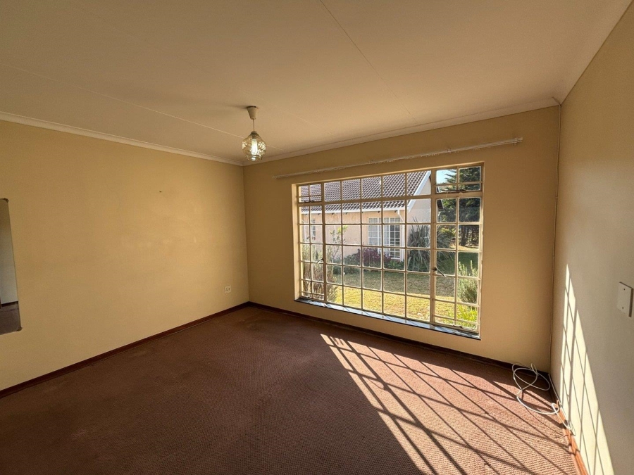 2 Bedroom Property for Sale in Die Wilgers Gauteng