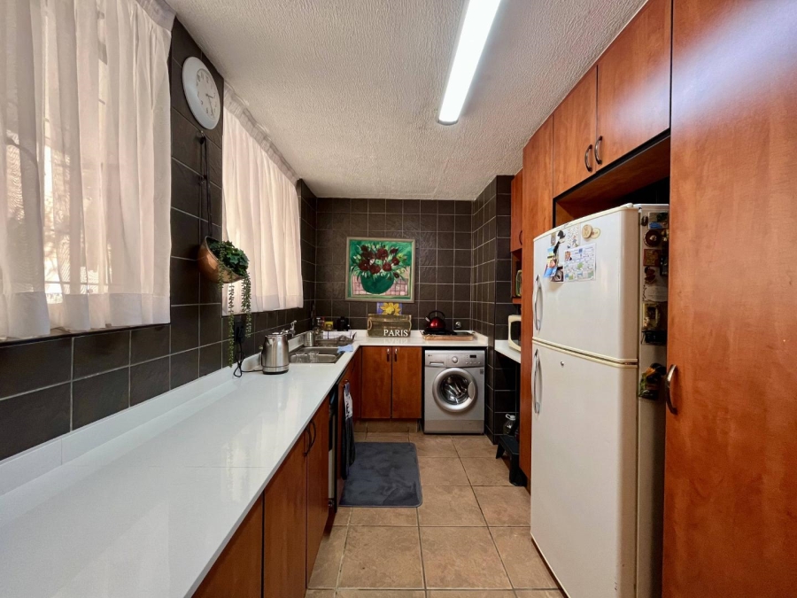 3 Bedroom Property for Sale in La Montagne Gauteng