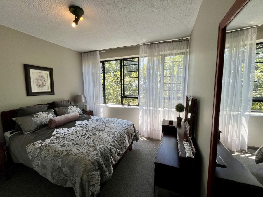 3 Bedroom Property for Sale in La Montagne Gauteng
