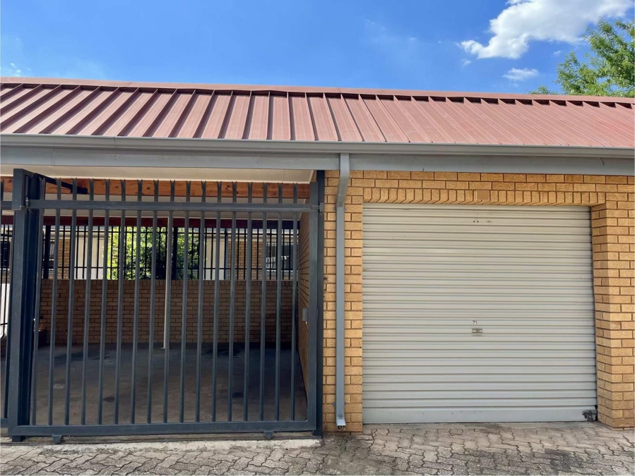 3 Bedroom Property for Sale in La Montagne Gauteng