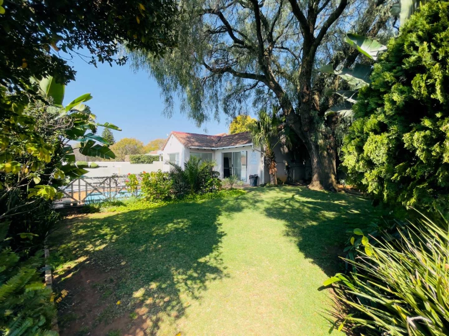 To Let 2 Bedroom Property for Rent in Weltevreden A H Gauteng