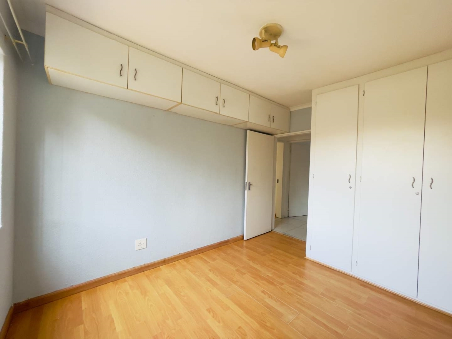 To Let 2 Bedroom Property for Rent in Weltevreden A H Gauteng