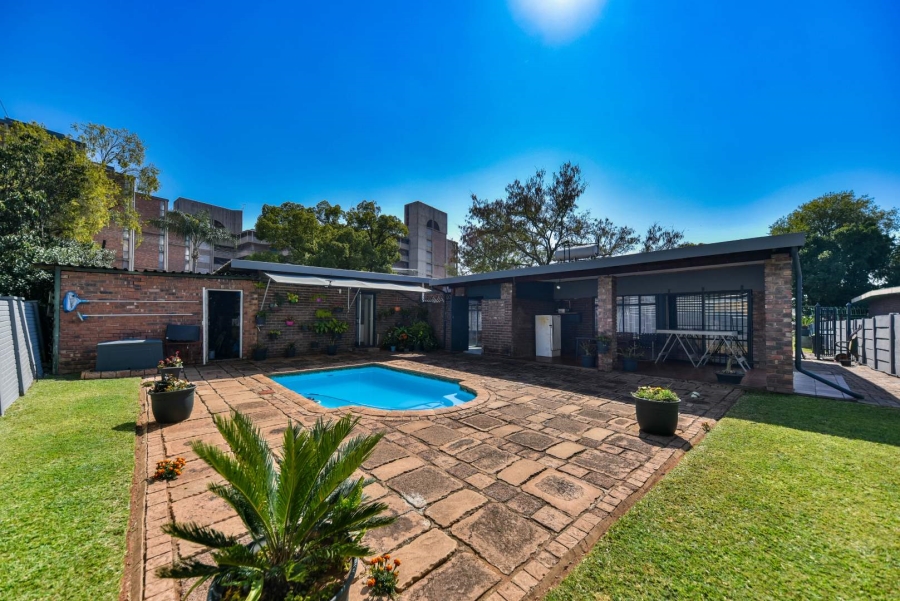 4 Bedroom Property for Sale in Kilner Park Gauteng